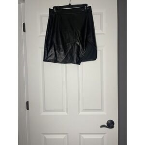 Choles Faux Leather Asymmetrical Mini Skirt large Black NWT